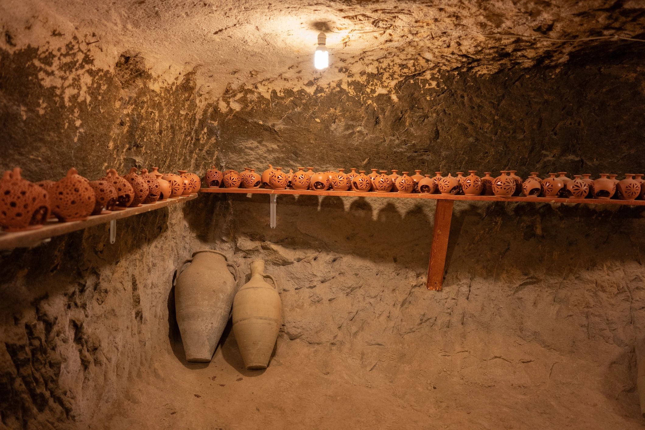 wine cellar Qvevri clay traditional